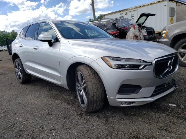 2021 Volvo XC60 T6 Momentum