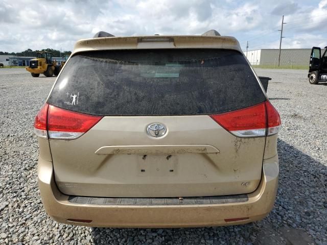 2012 Toyota Sienna LE