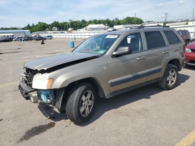 2006 Jeep Grand Cherokee Laredo