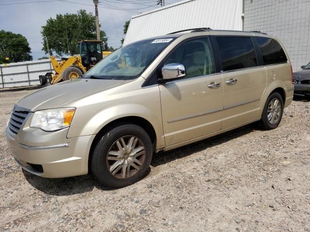 2010 Chrysler Town & Country Limited