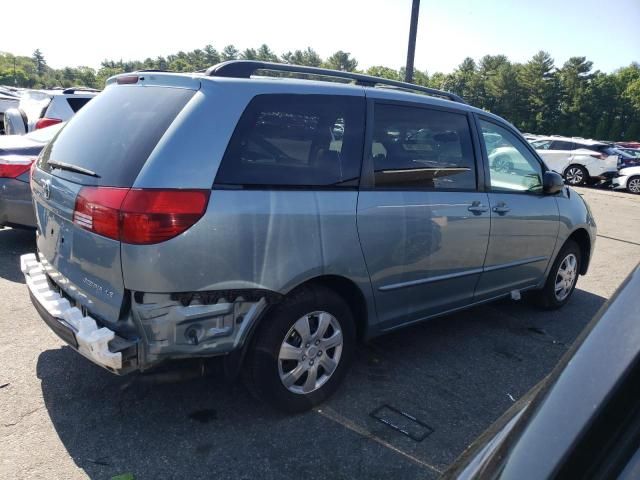 2004 Toyota Sienna CE