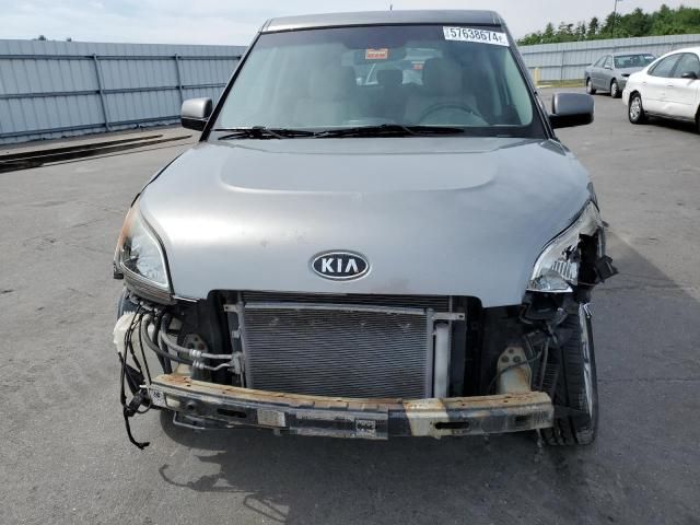 2011 KIA Soul +