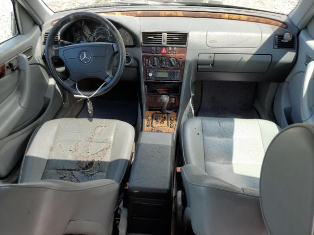 2000 Mercedes-Benz C 230