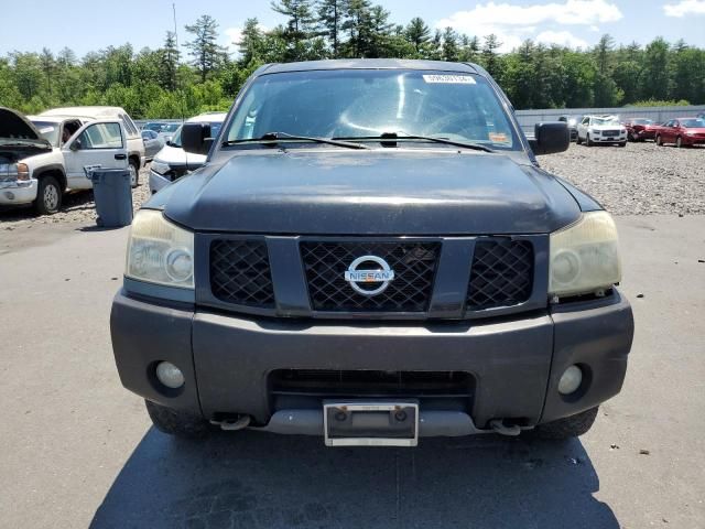 2004 Nissan Titan XE