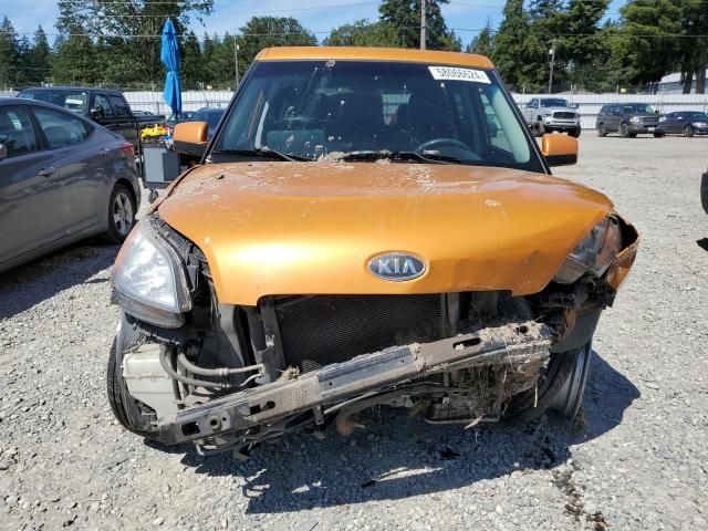 2011 KIA Soul +