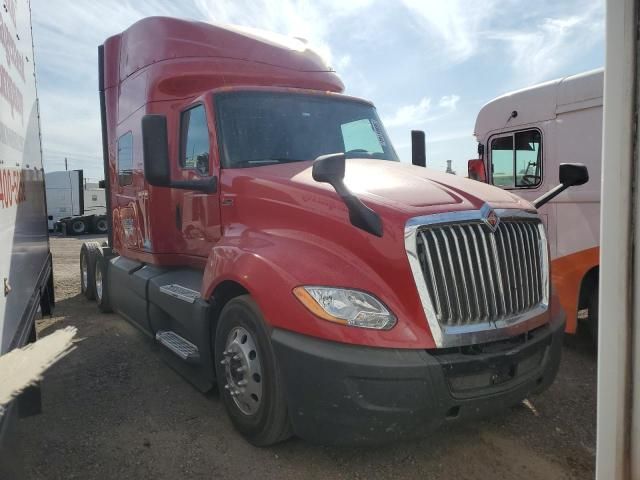 2018 International LT625