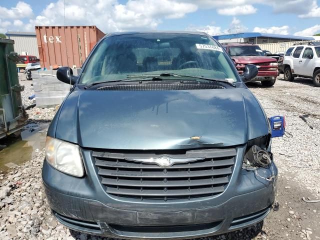 2006 Chrysler Town & Country