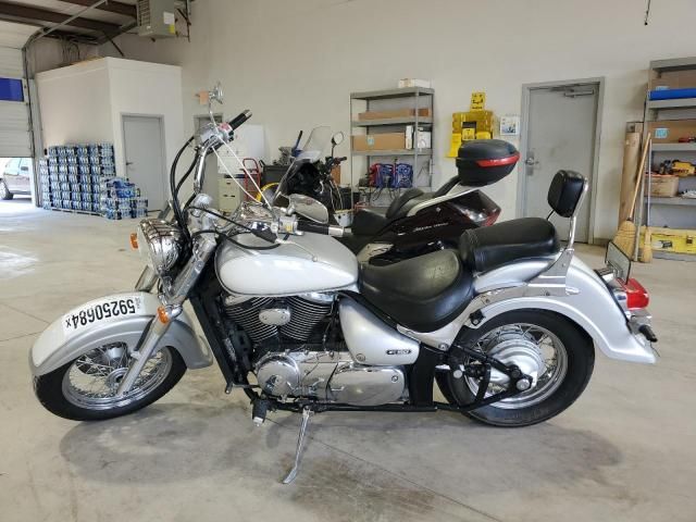 2004 Suzuki VL800