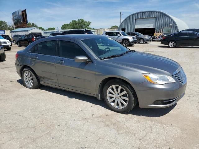 2013 Chrysler 200 Touring