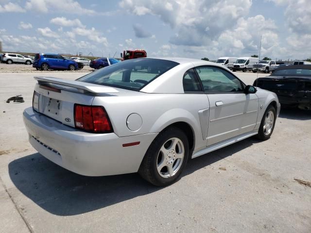 2004 Ford Mustang