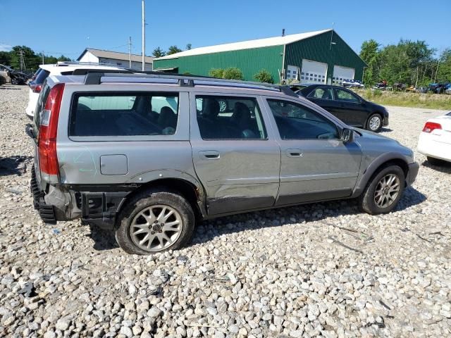 2004 Volvo XC70