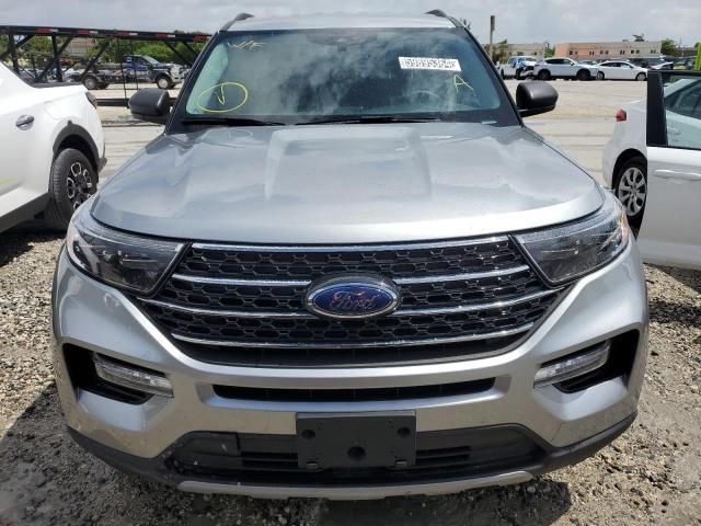 2024 Ford Explorer XLT