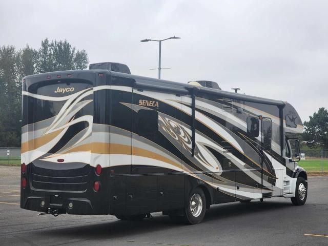 2018 Freightliner Chassis S-2