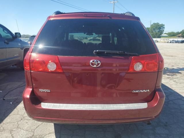 2006 Toyota Sienna XLE