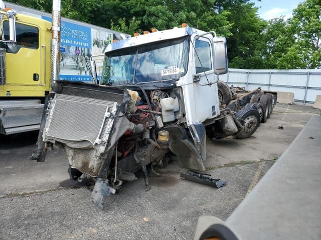 2019 Freightliner 122SD