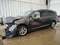 Chrysler Vehiculos salvage en venta: 2017 Chrysler Pacifica Limited