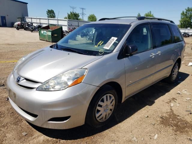 2007 Toyota Sienna CE