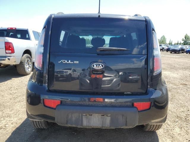 2011 KIA Soul +