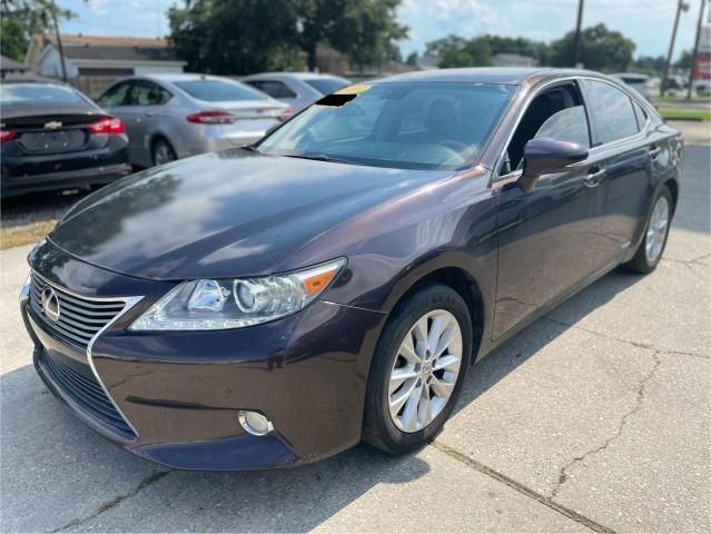 2013 Lexus ES 300H