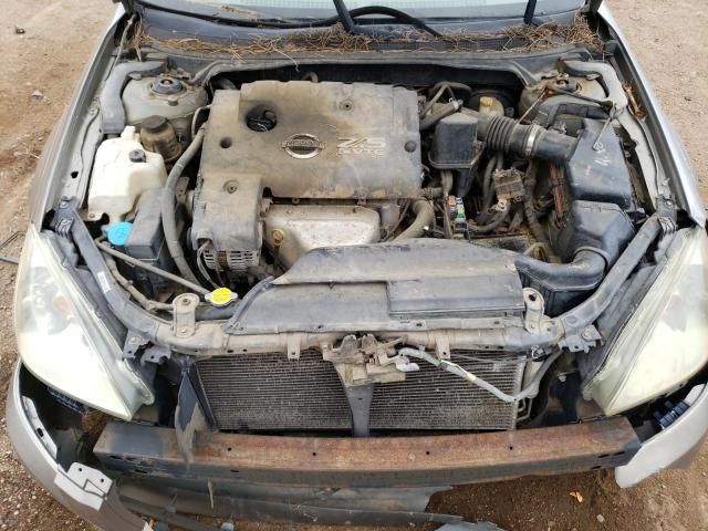 2004 Nissan Altima Base