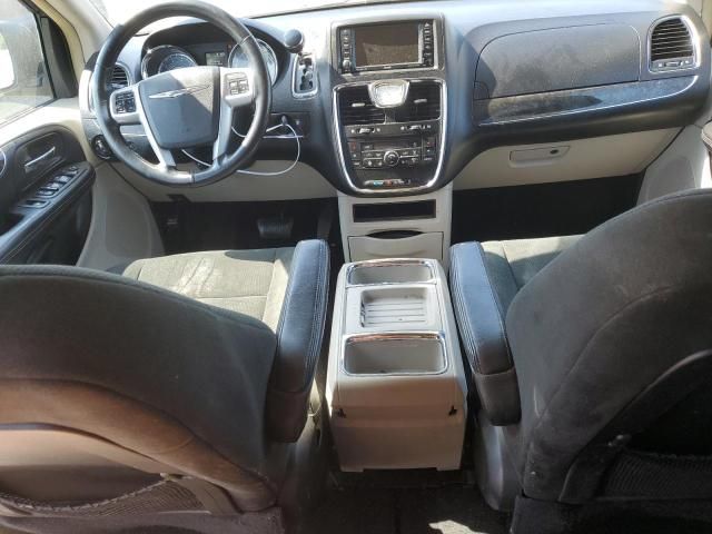 2011 Chrysler Town & Country Touring