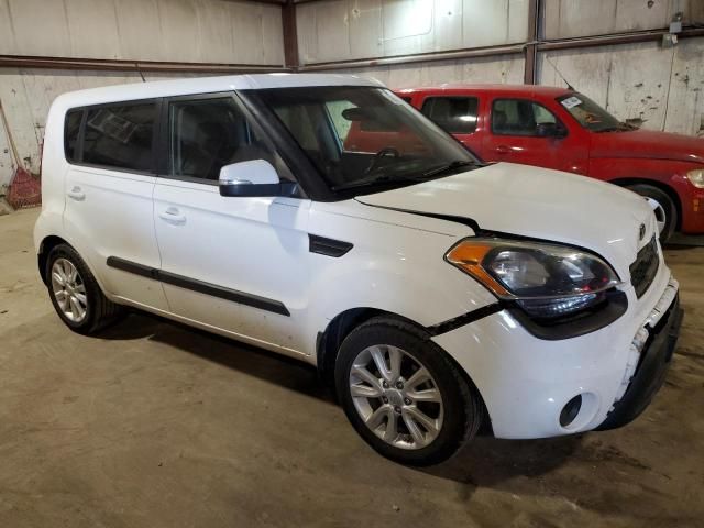 2013 KIA Soul +