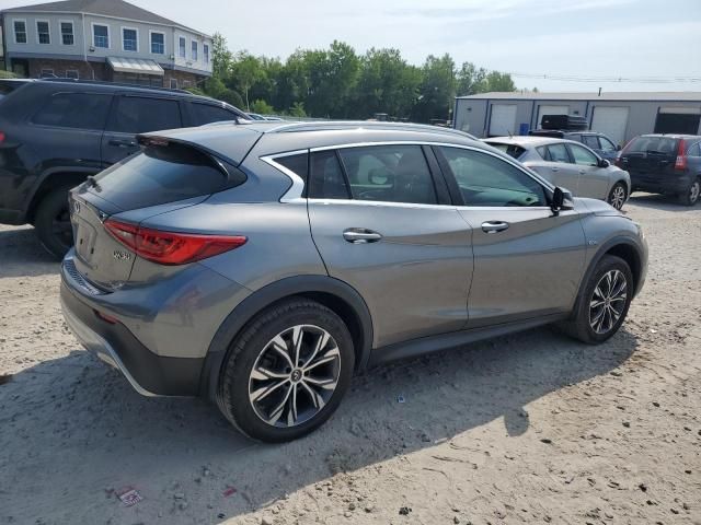 2017 Infiniti QX30 Base