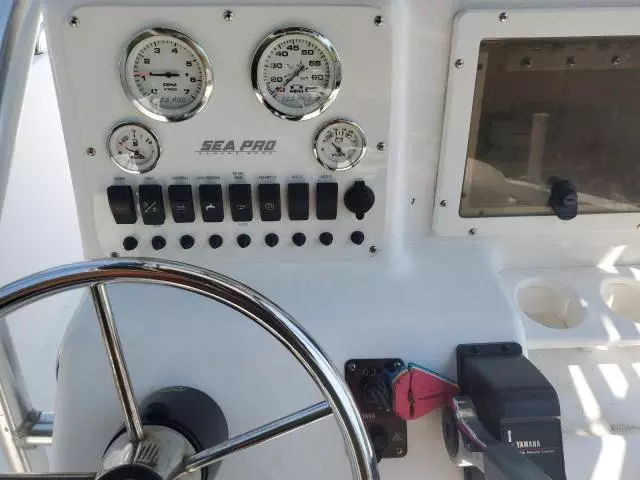 2004 Sea Pro Boat