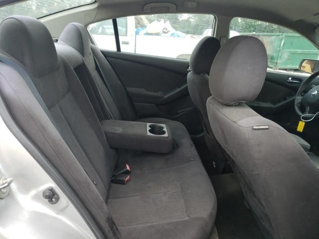 2011 Nissan Altima Base