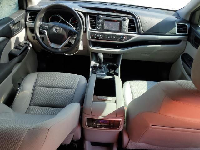 2015 Toyota Highlander LE