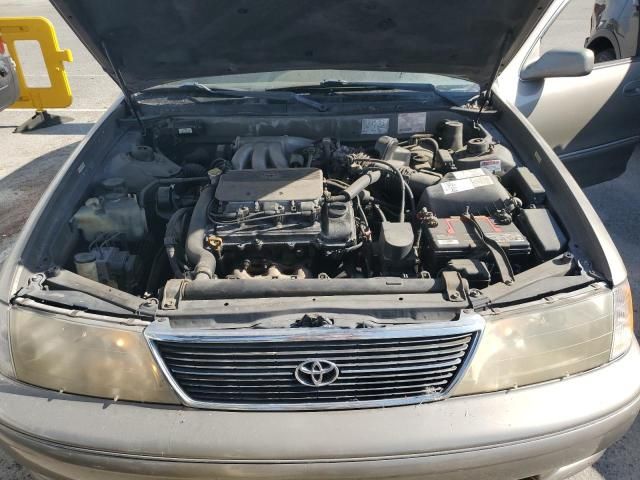 1999 Toyota Avalon XL