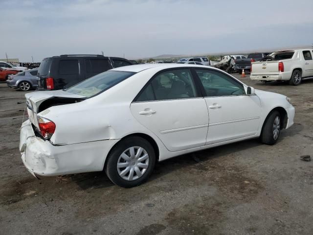 2005 Toyota Camry LE