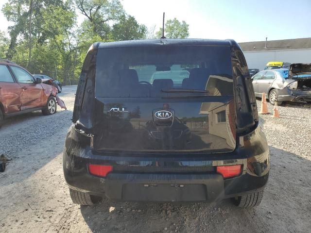 2011 KIA Soul +