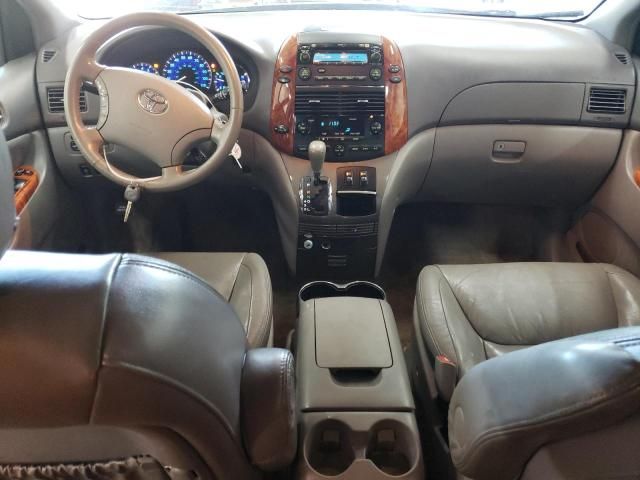 2007 Toyota Sienna XLE