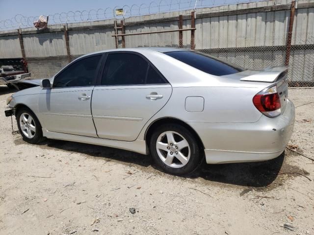 2005 Toyota Camry LE