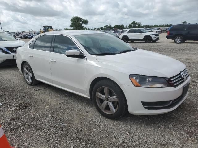 2015 Volkswagen Passat SE