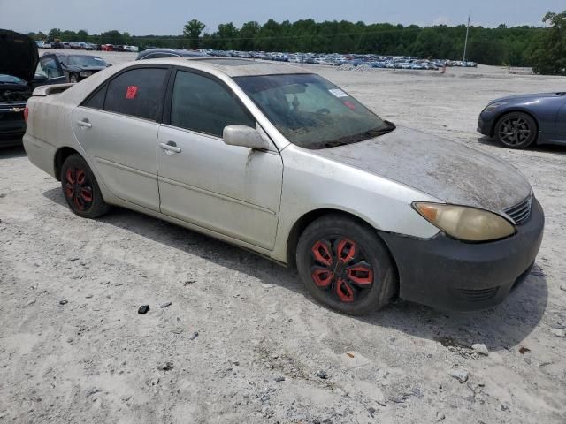 2005 Toyota Camry LE