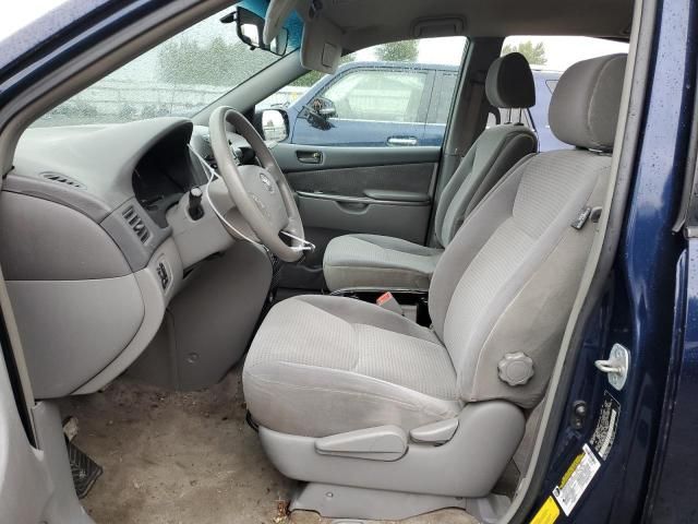 2006 Toyota Sienna CE