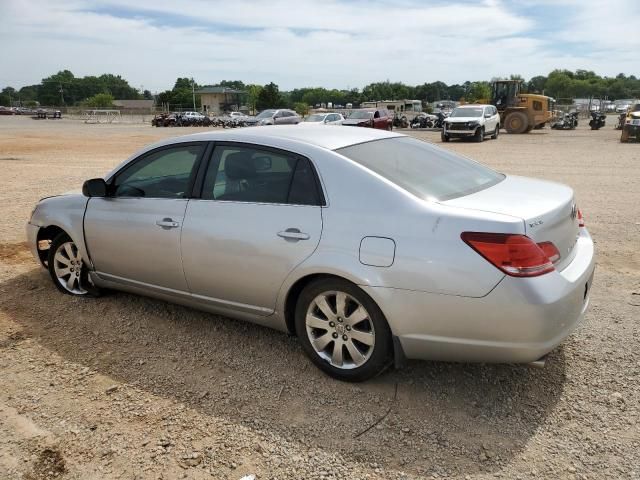 2005 Toyota Avalon XL