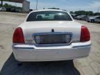 2003 Lincoln Town Car Signature