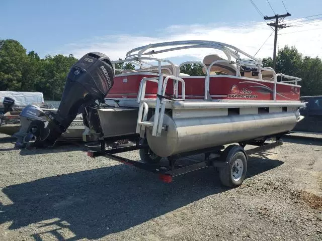 2016 Suntracker Boat With Trailer