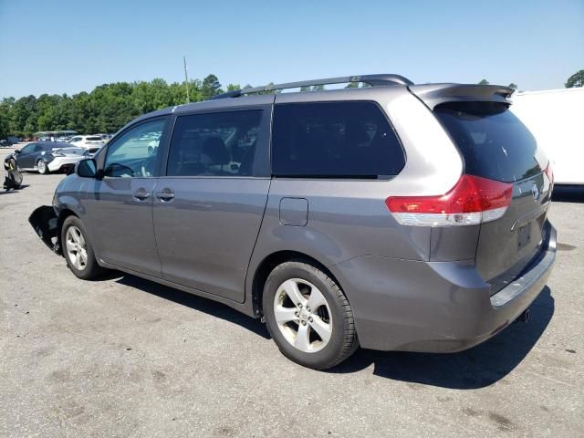 2014 Toyota Sienna LE