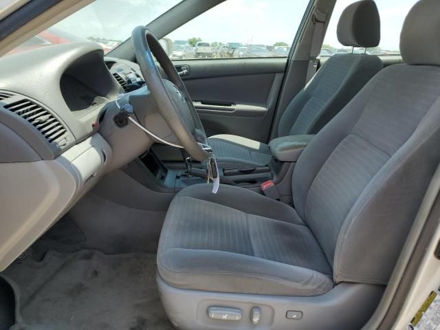 2005 Toyota Camry LE