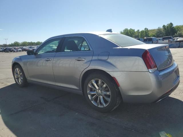 2016 Chrysler 300 Limited