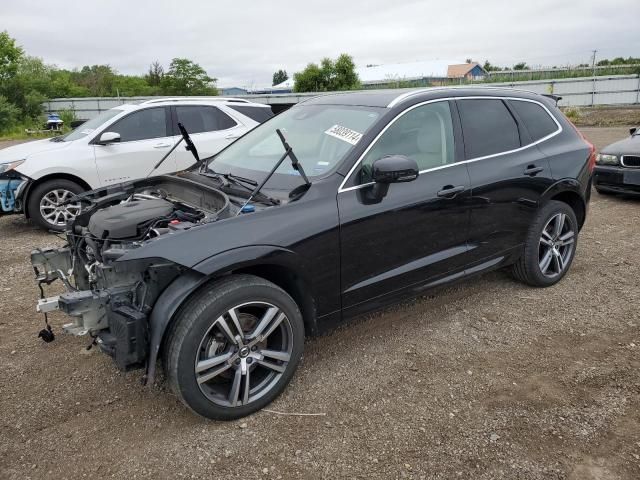 2021 Volvo XC60 T5 Momentum