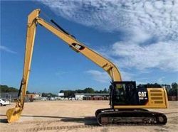 Salvage trucks for sale at Mcfarland, WI auction: 2016 Caterpillar 326 FL