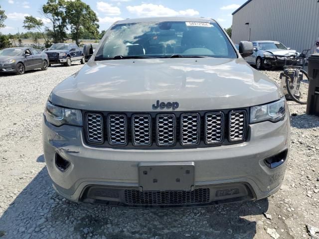 2020 Jeep Grand Cherokee Laredo