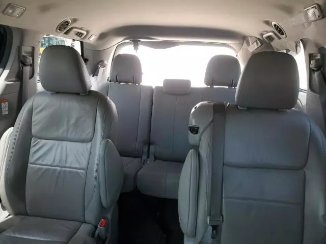 2017 Toyota Sienna XLE