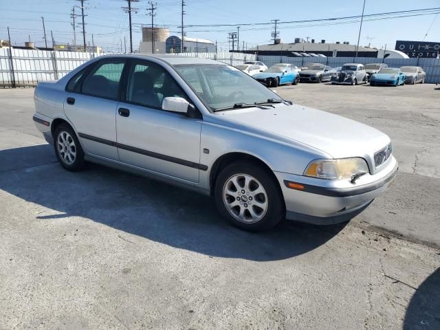 2000 Volvo S40