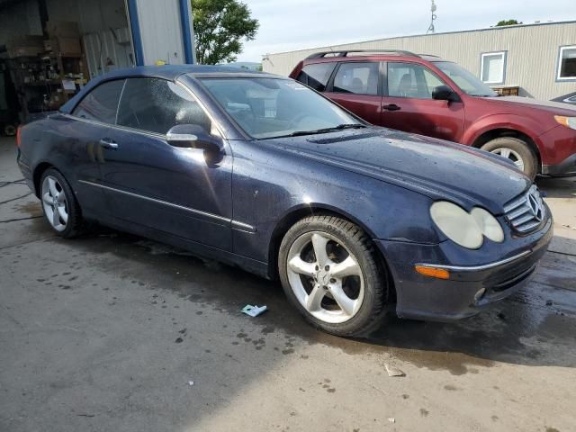 2005 Mercedes-Benz CLK 320